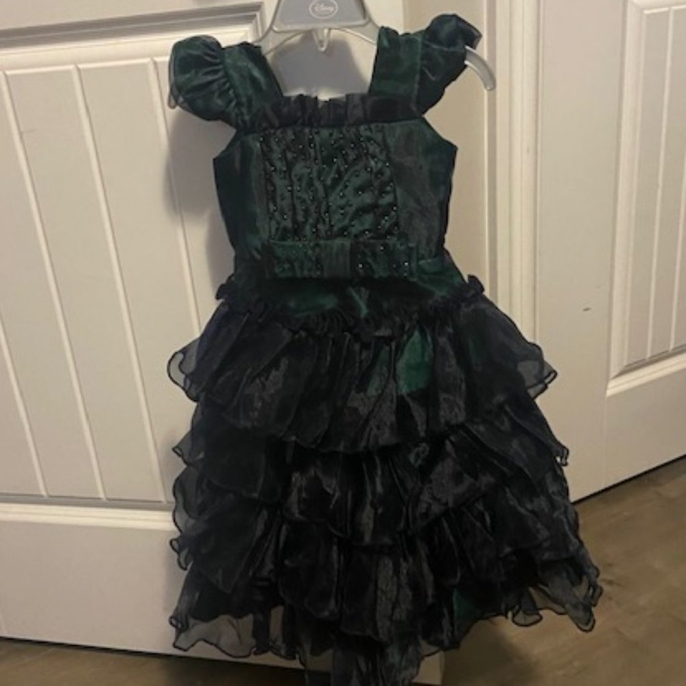Green Kids Size 2 Fancy Dress